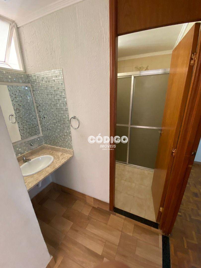 Apartamento para alugar com 2 quartos, 60m² - Foto 5