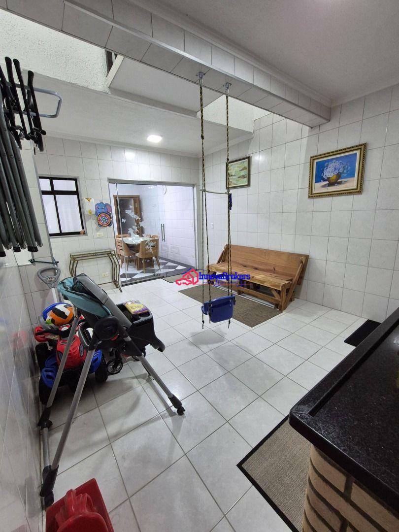 Sobrado à venda com 3 quartos, 120M2 - Foto 9