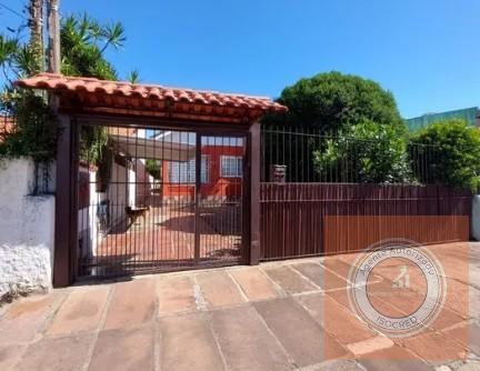 Casa à venda com 2 quartos, 120m² - Foto 3