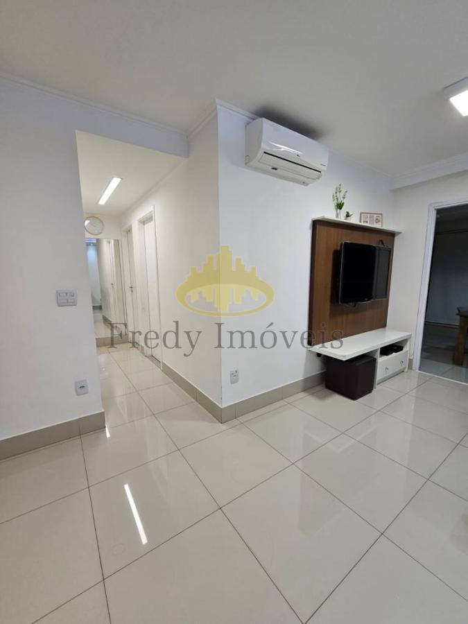 Apartamento à venda com 3 quartos, 77m² - Foto 2