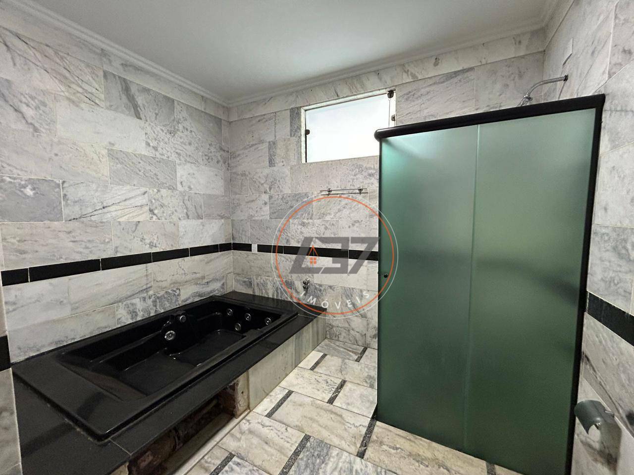 Casa de Condomínio à venda com 3 quartos, 300m² - Foto 18
