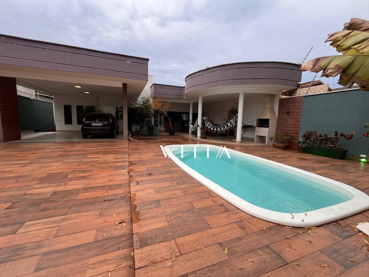 Casa, 3 quartos, 241 m² - Foto 1