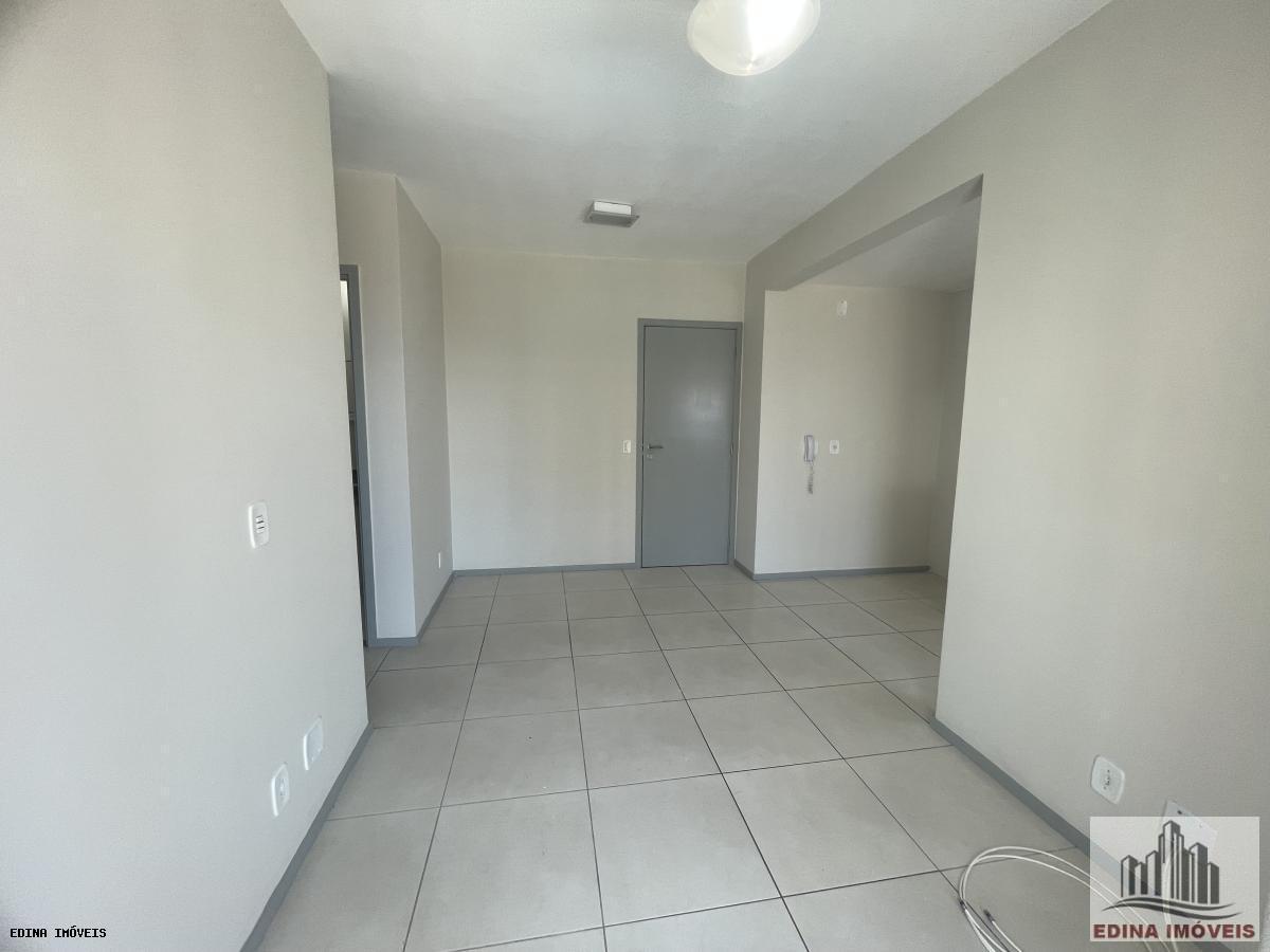 Apartamento para alugar com 2 quartos, 52m² - Foto 8