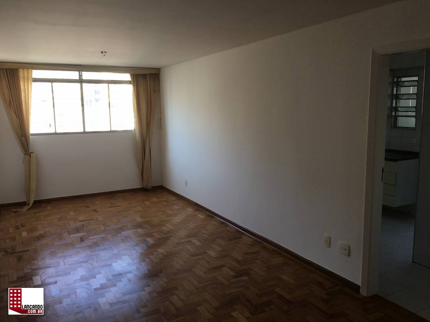 Apartamento à venda com 2 quartos, 100m² - Foto 9