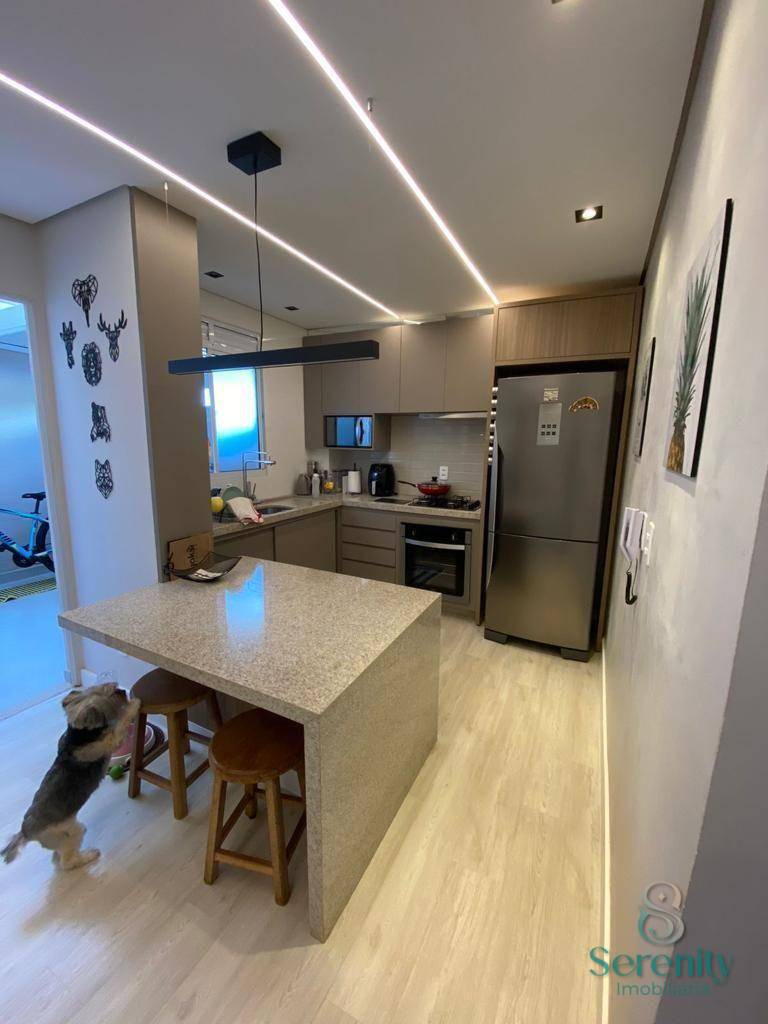 Apartamento à venda com 2 quartos, 45m² - Foto 2