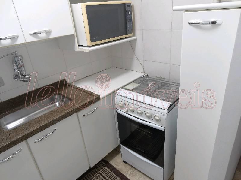 Apartamento para alugar com 2 quartos, 72m² - Foto 7