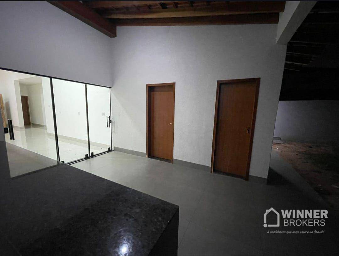 Casa à venda com 3 quartos, 200m² - Foto 30