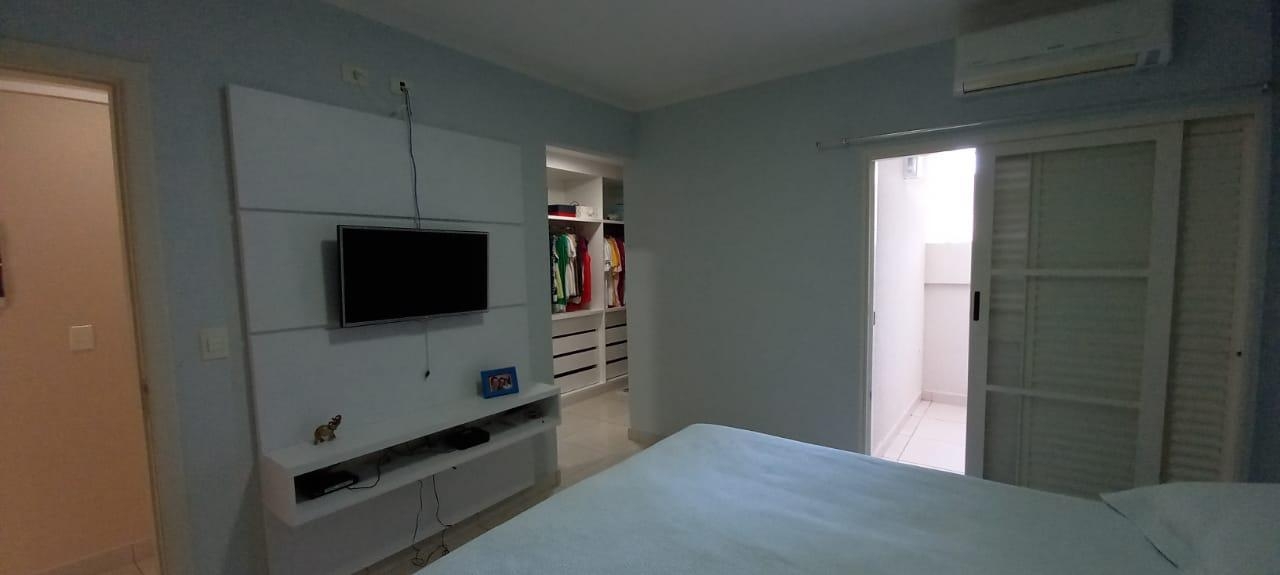 Casa à venda com 3 quartos, 240m² - Foto 29