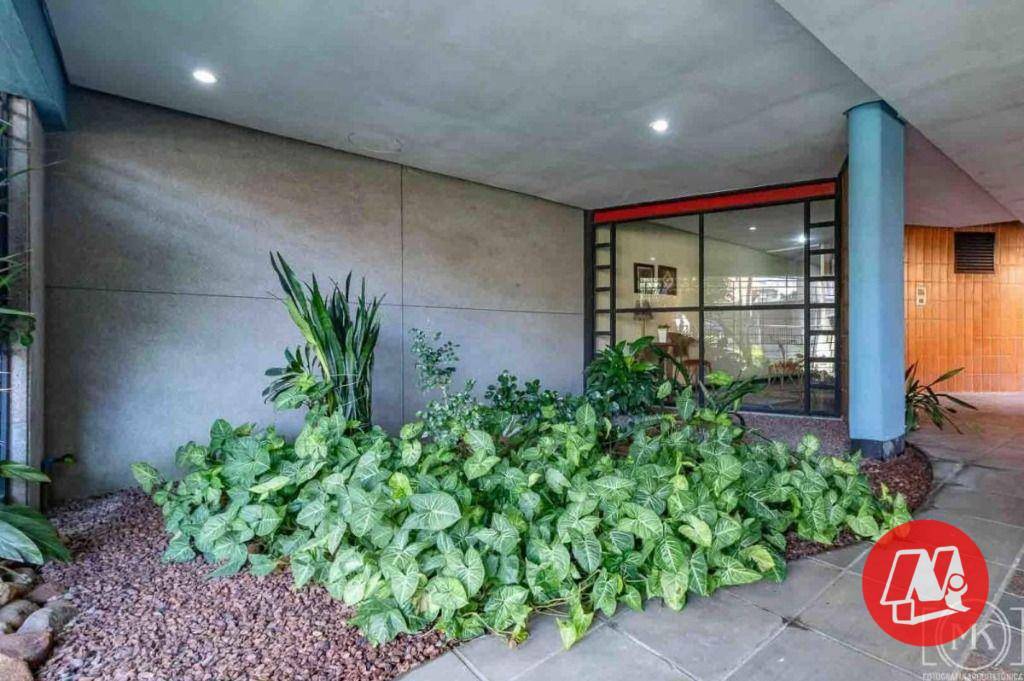 Apartamento para alugar com 3 quartos, 206m² - Foto 43