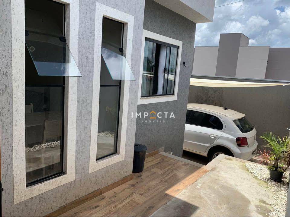 Casa à venda com 3 quartos, 84m² - Foto 1