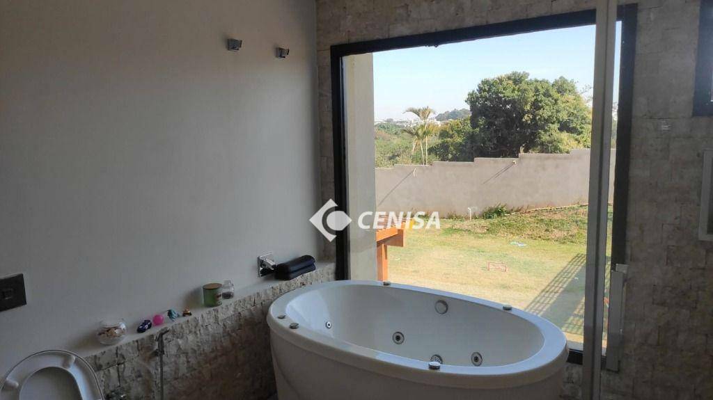 Chácara à venda com 4 quartos, 650m² - Foto 33