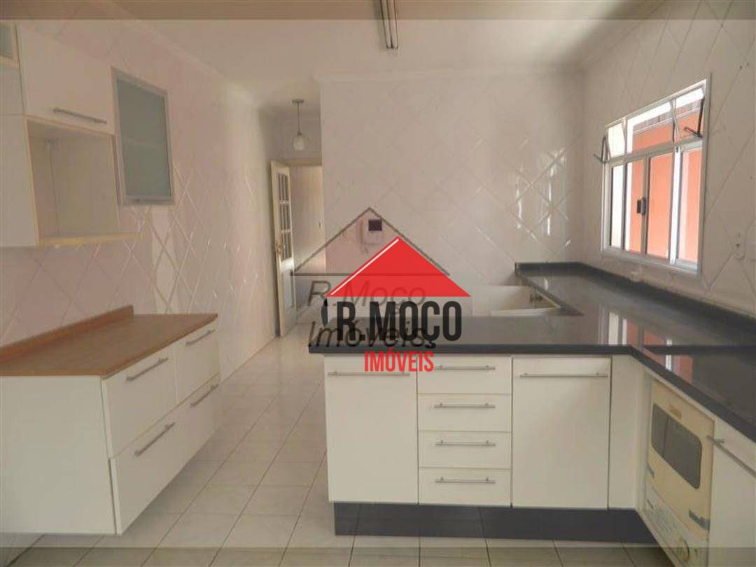 Sobrado à venda com 3 quartos, 201m² - Foto 18