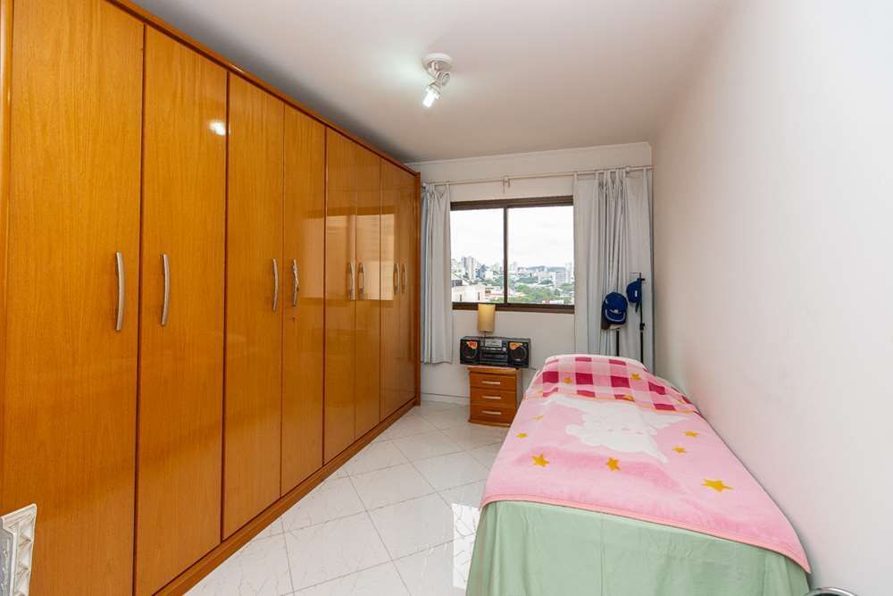 Apartamento à venda com 3 quartos, 157m² - Foto 7