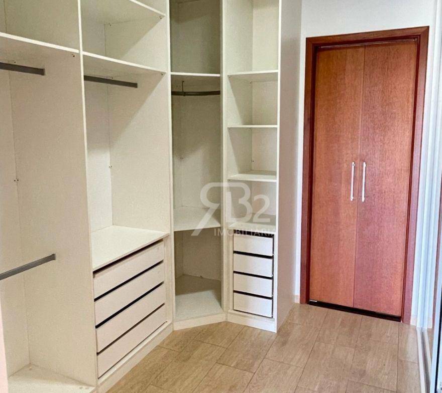 Casa de Condomínio à venda com 4 quartos, 318m² - Foto 23