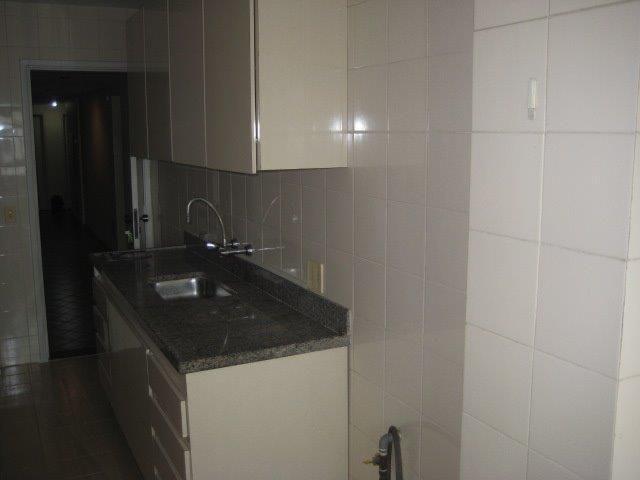 Apartamento para alugar com 2 quartos, 90m² - Foto 28