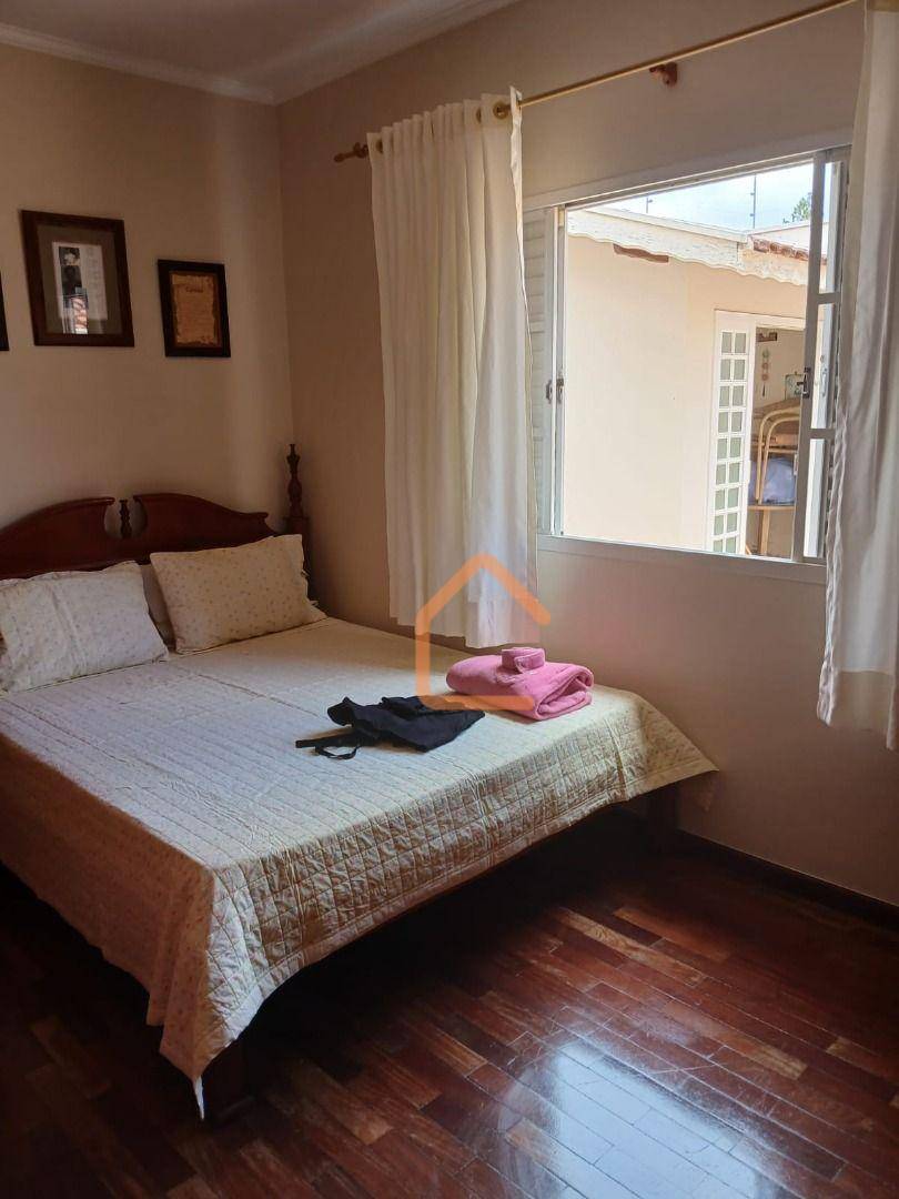 Casa, 4 quartos, 300 m² - Foto 4