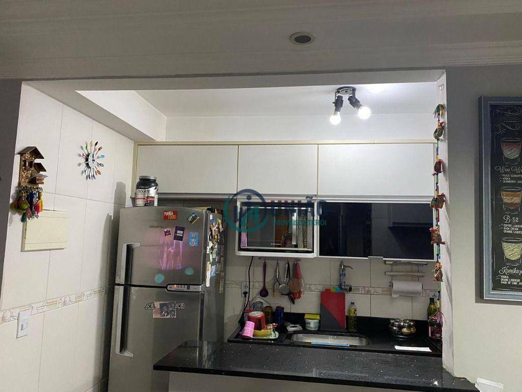 Apartamento à venda com 3 quartos, 82m² - Foto 19