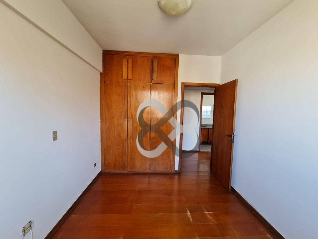 Apartamento para alugar com 4 quartos, 300m² - Foto 10