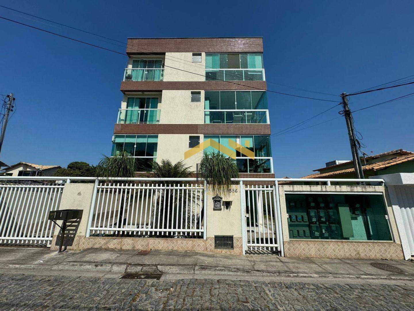 Apartamento à venda com 3 quartos, 135m² - Foto 1