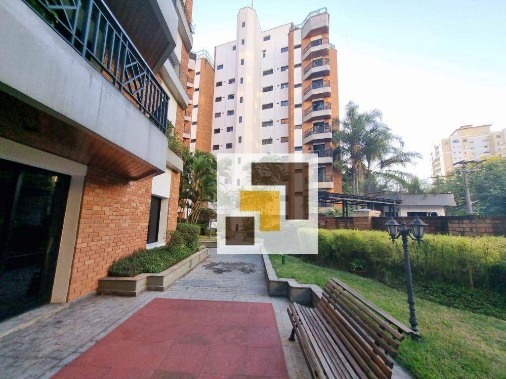 Apartamento à venda com 3 quartos, 138m² - Foto 2