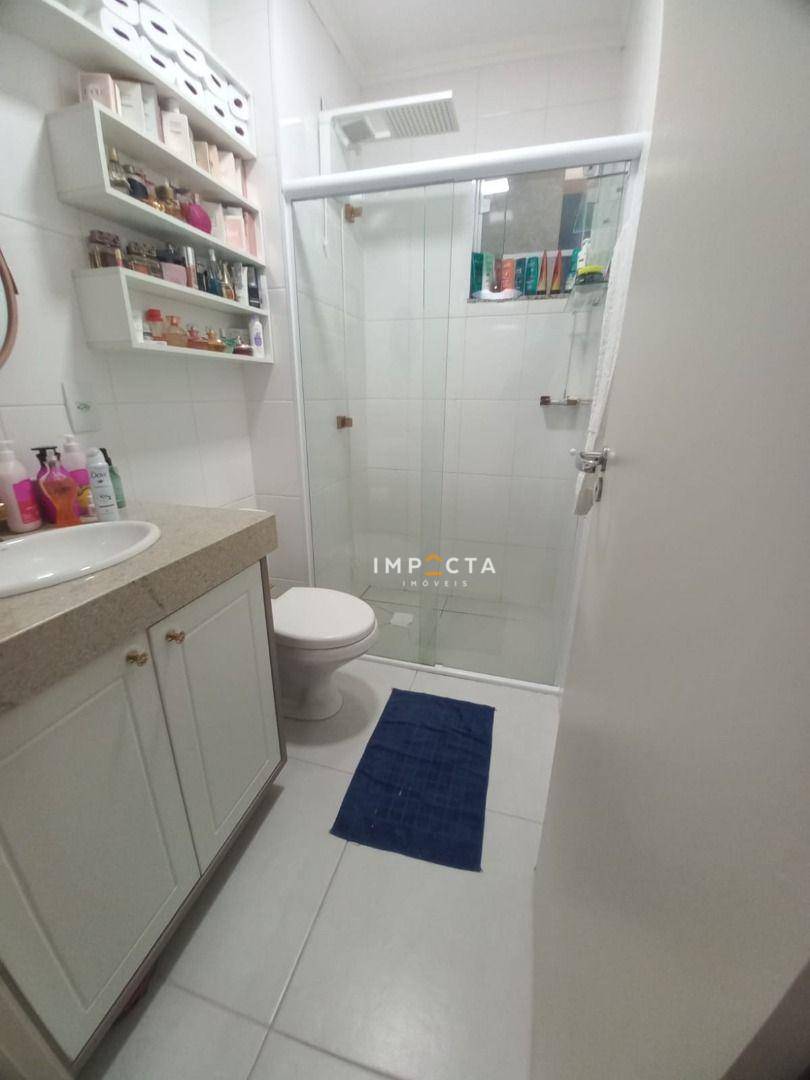 Apartamento à venda com 2 quartos, 65m² - Foto 11