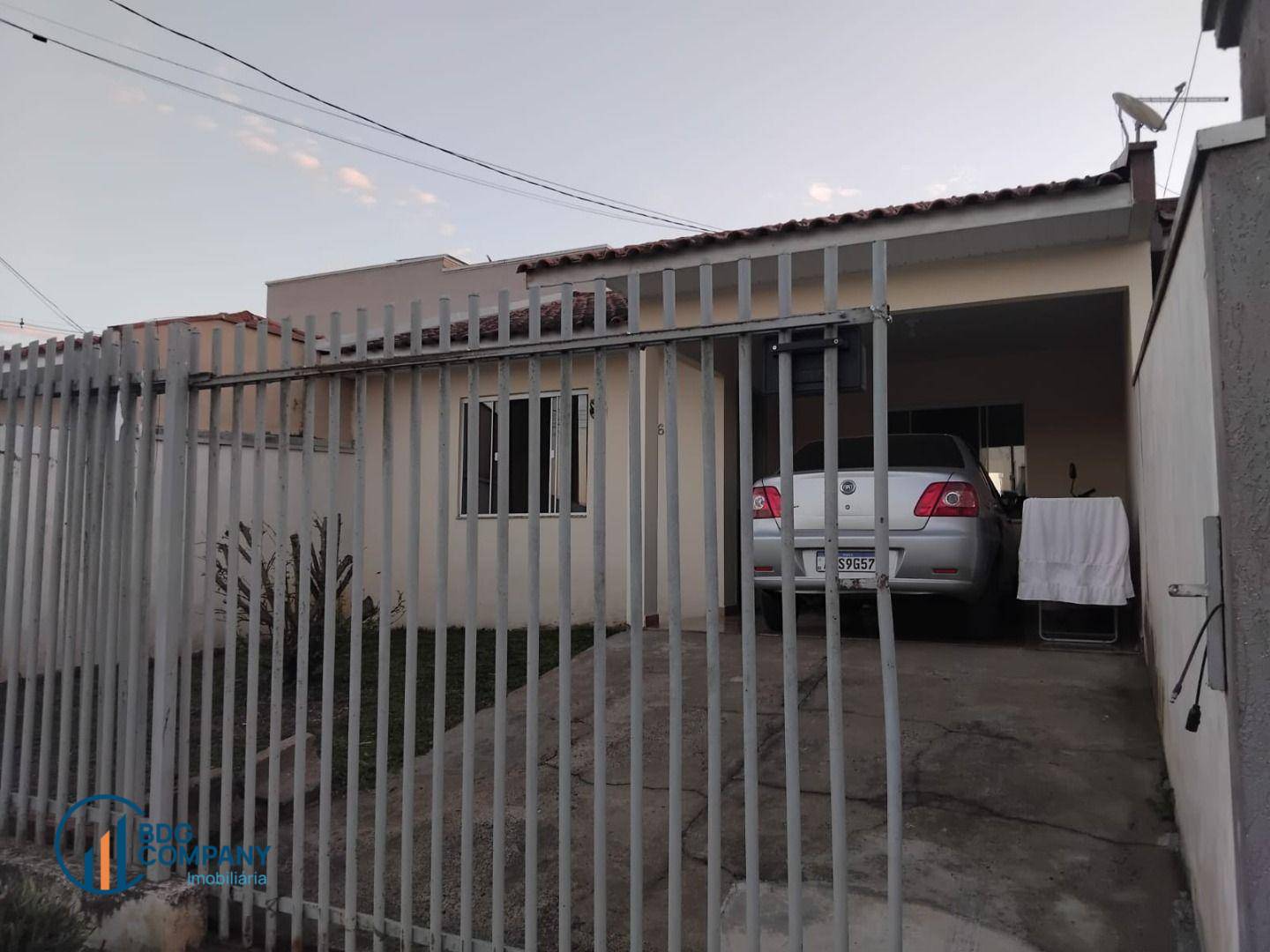 Casa à venda com 2 quartos, 70m² - Foto 3
