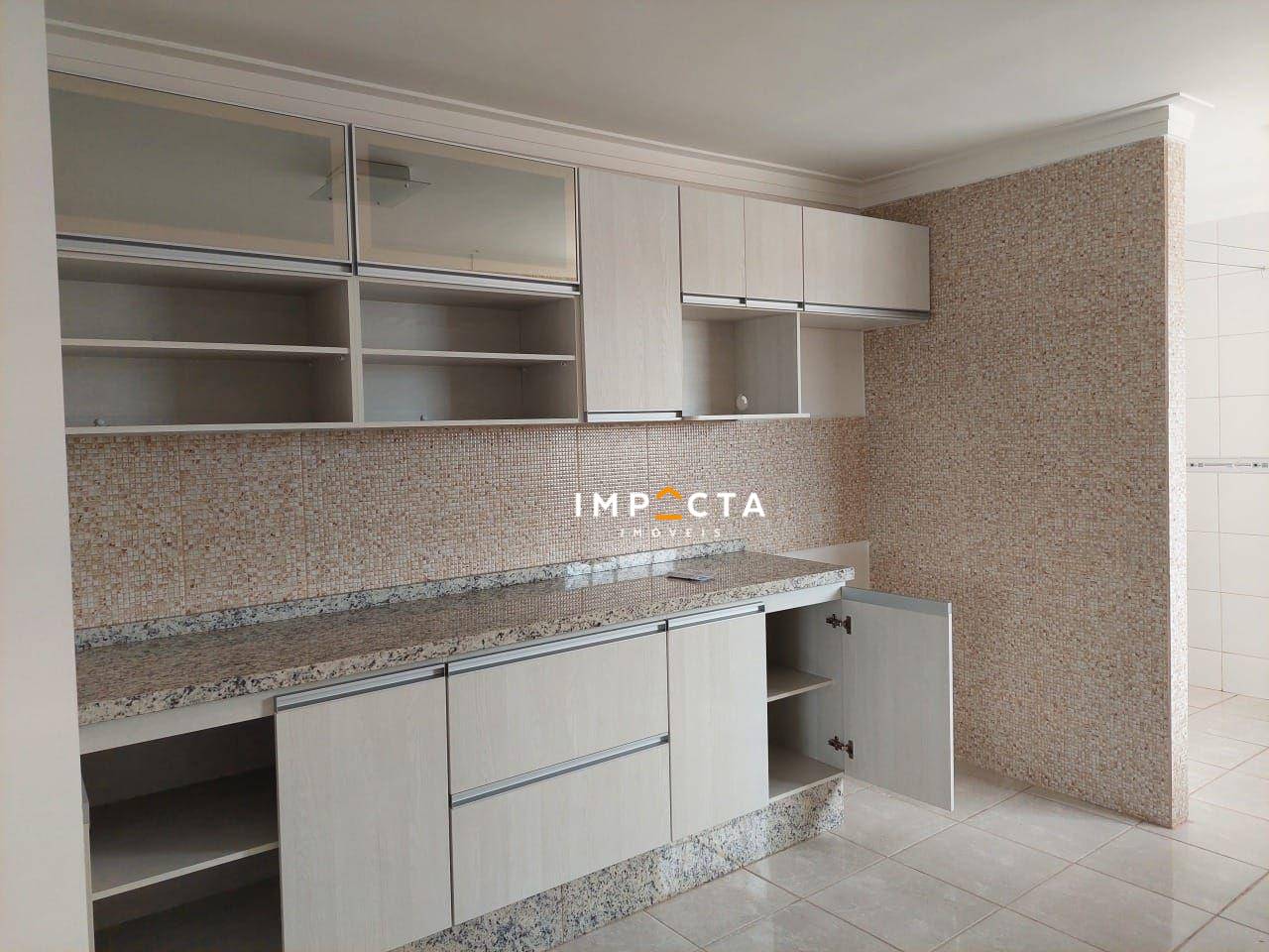 Apartamento para alugar com 2 quartos, 60m² - Foto 1