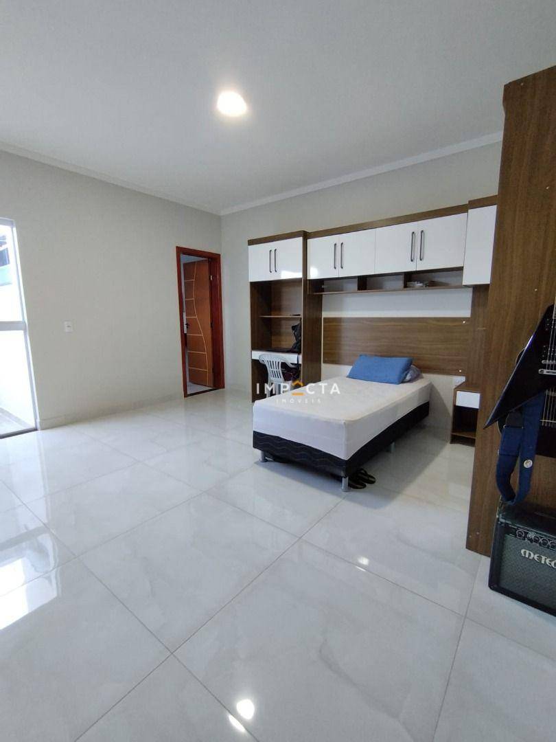 Casa à venda com 3 quartos, 128m² - Foto 18