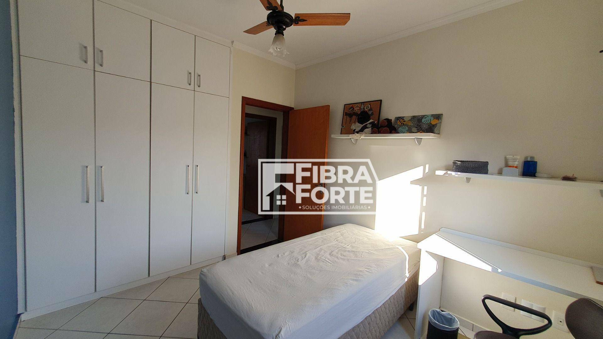 Casa de Condomínio à venda com 3 quartos, 230m² - Foto 28