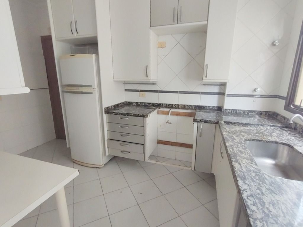 Apartamento à venda com 4 quartos, 160m² - Foto 20