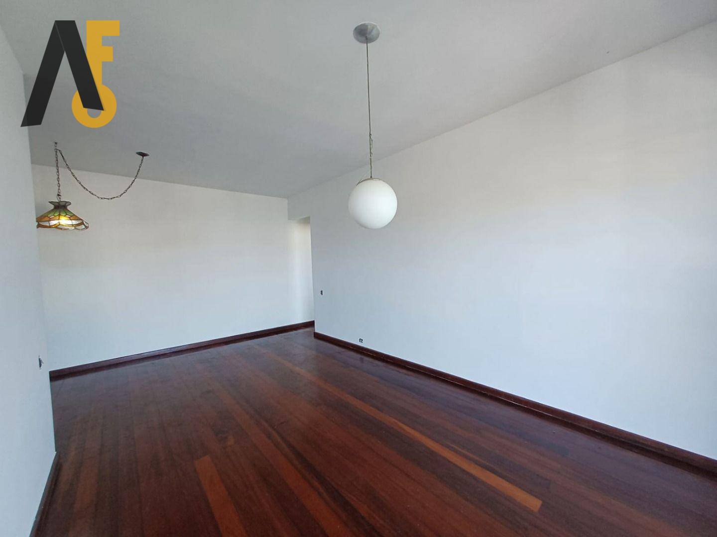 Apartamento à venda com 2 quartos, 85m² - Foto 5