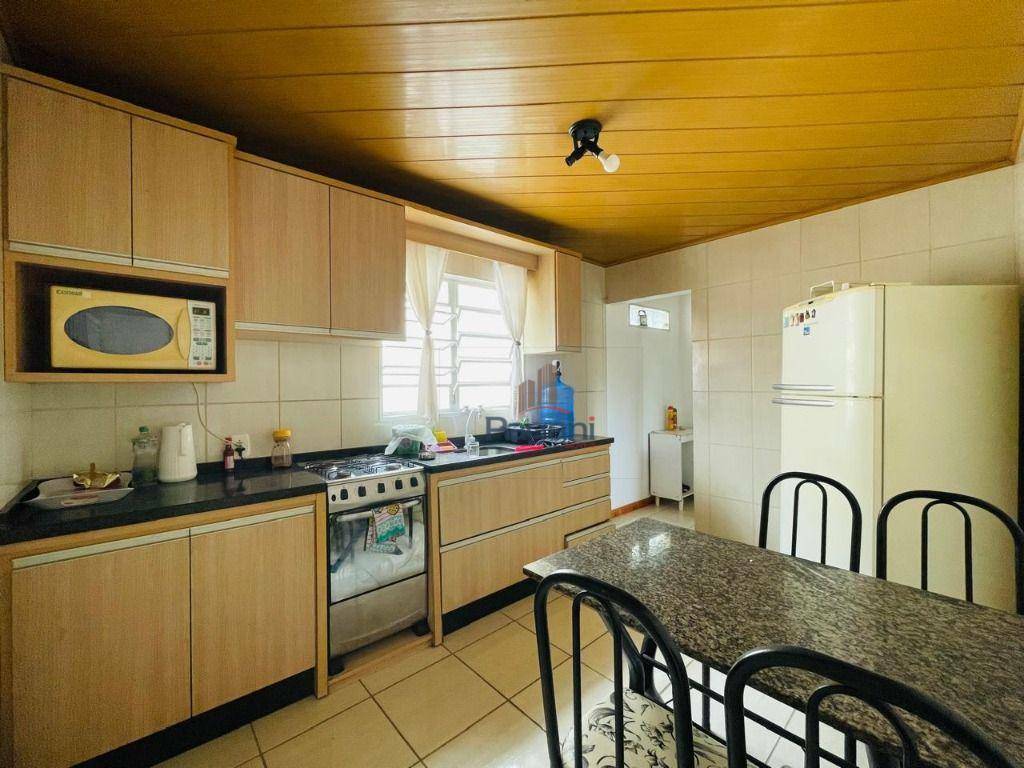 Casa à venda e aluguel com 3 quartos, 170m² - Foto 6