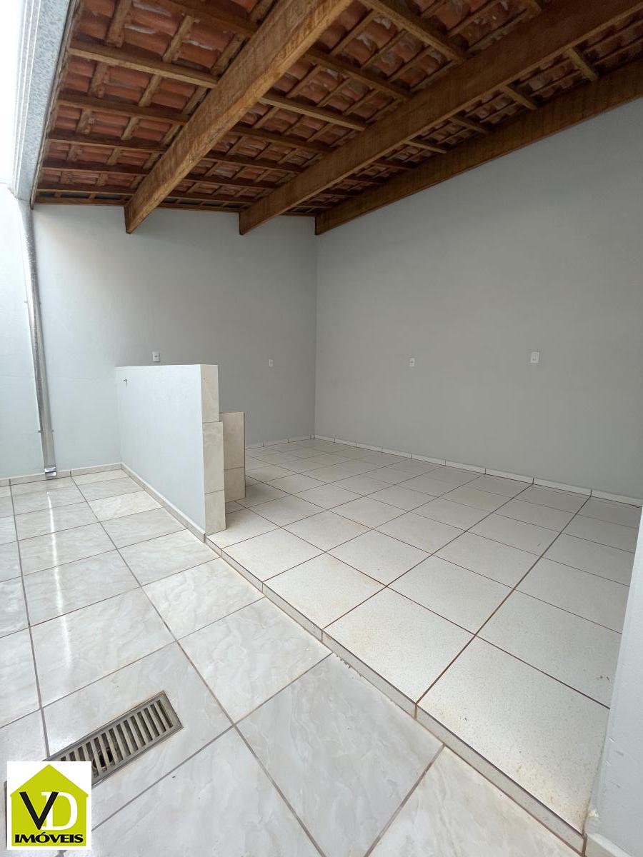 Casa à venda com 2 quartos, 56m² - Foto 15