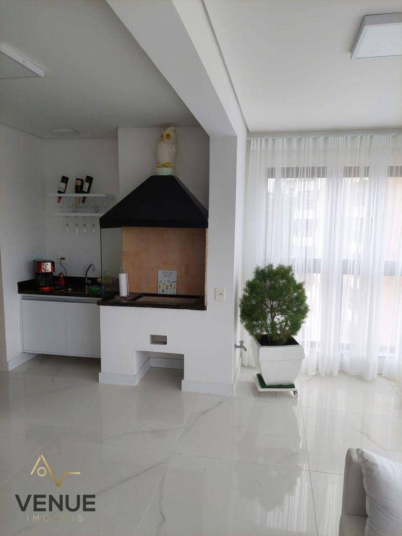 Apartamento à venda com 3 quartos, 193m² - Foto 11