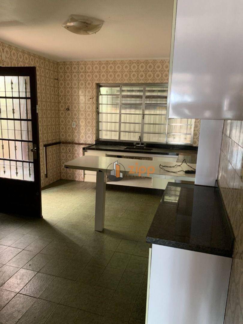 Sobrado à venda com 3 quartos, 200m² - Foto 7