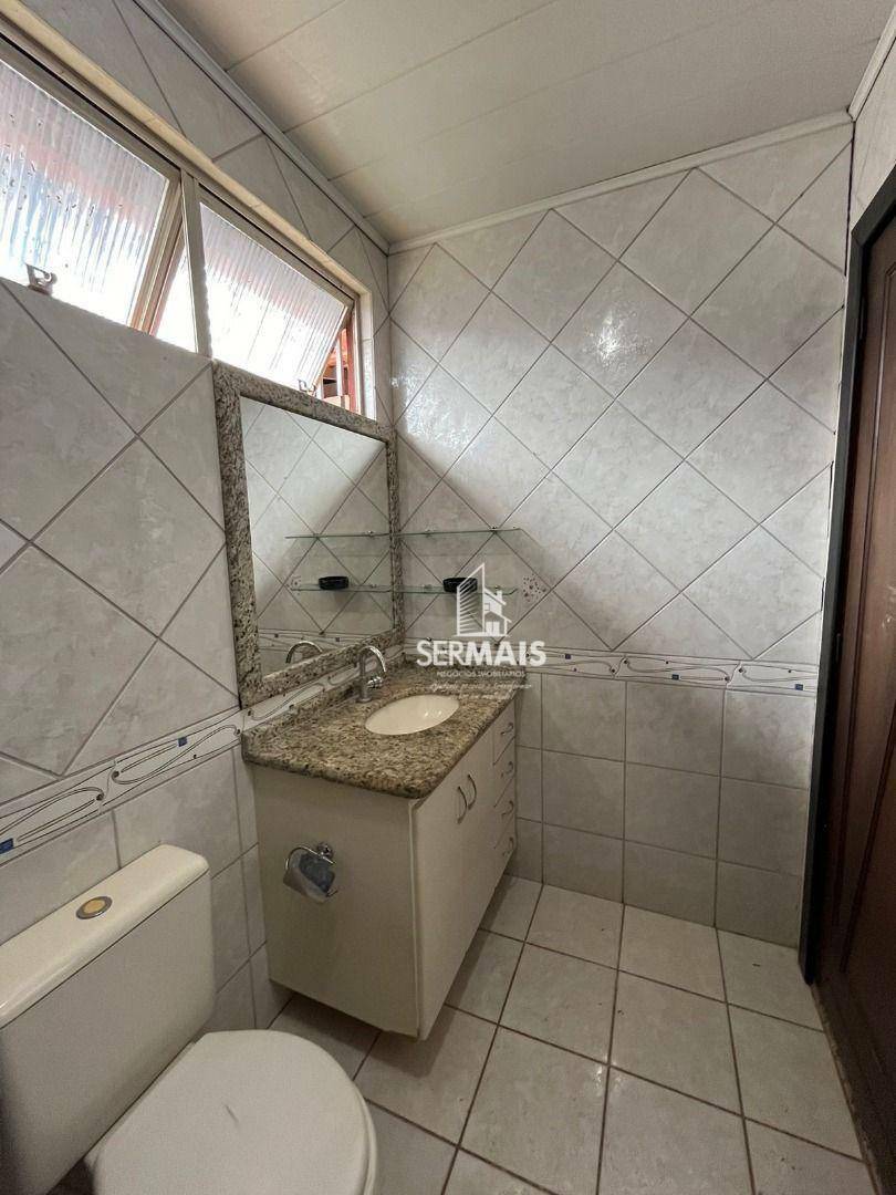 Casa para alugar com 5 quartos, 400m² - Foto 17