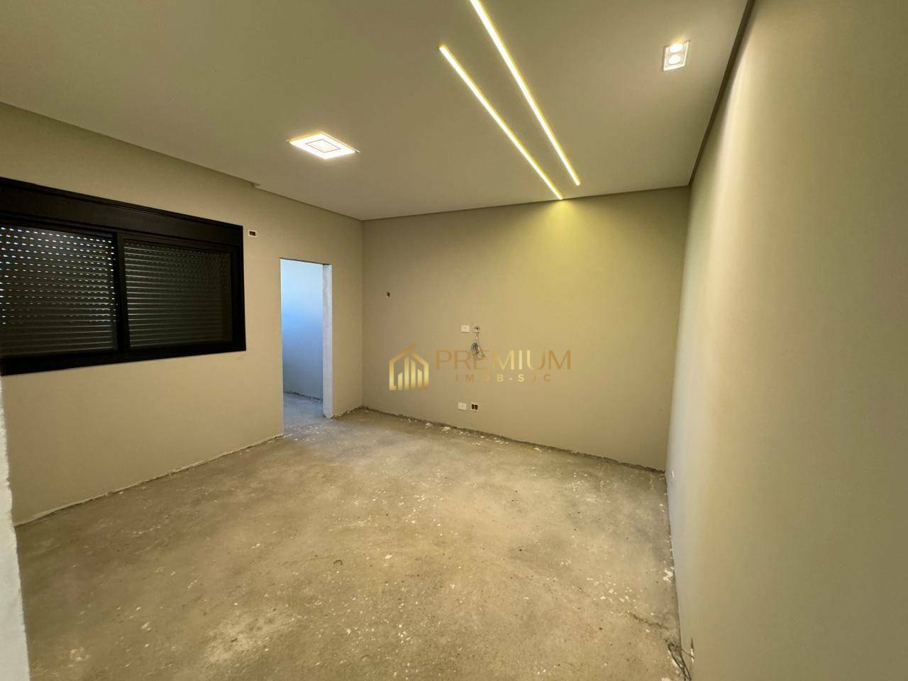 Sobrado à venda com 5 quartos, 420m² - Foto 11