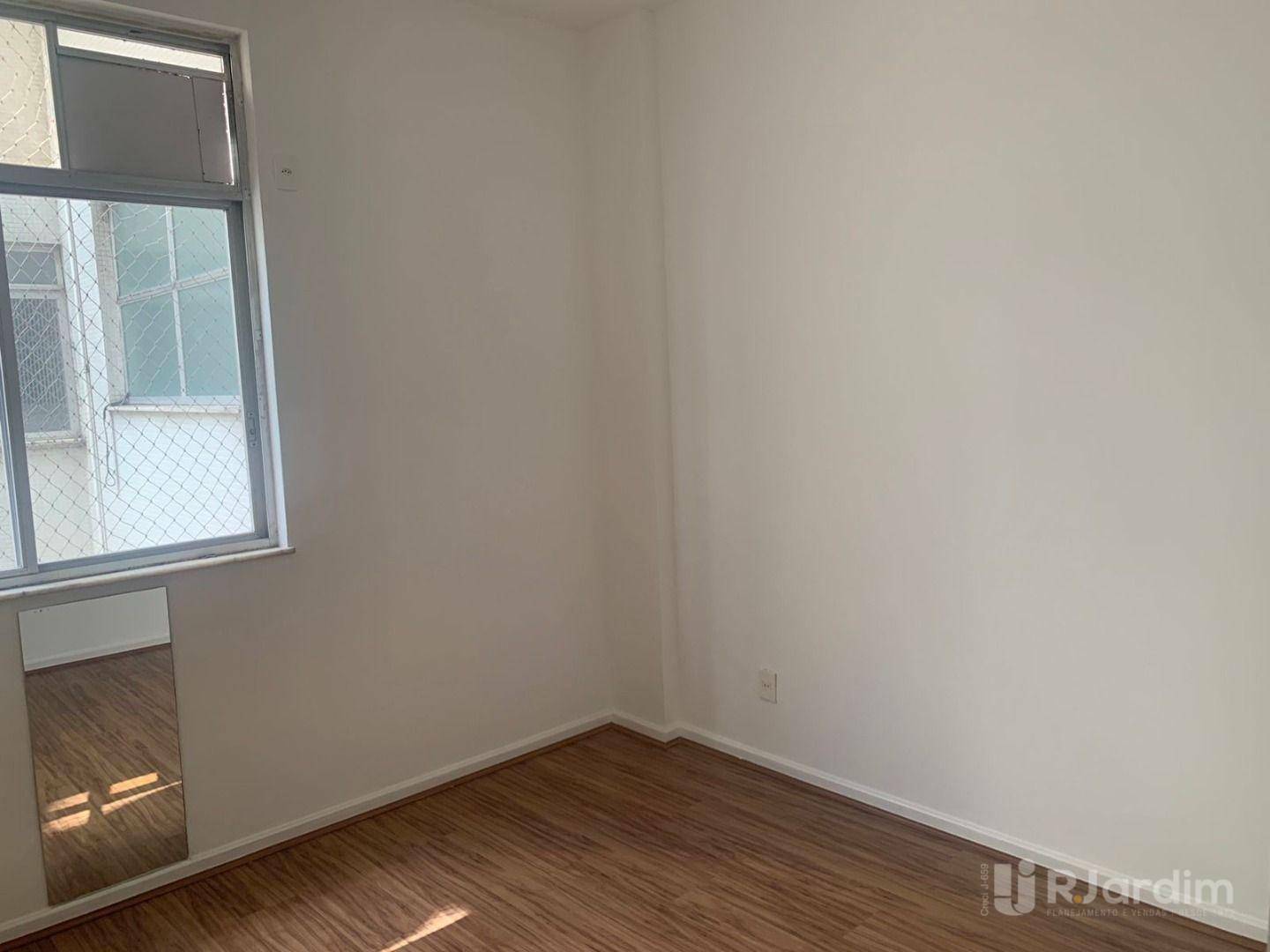 Apartamento à venda e aluguel com 4 quartos, 176m² - Foto 9