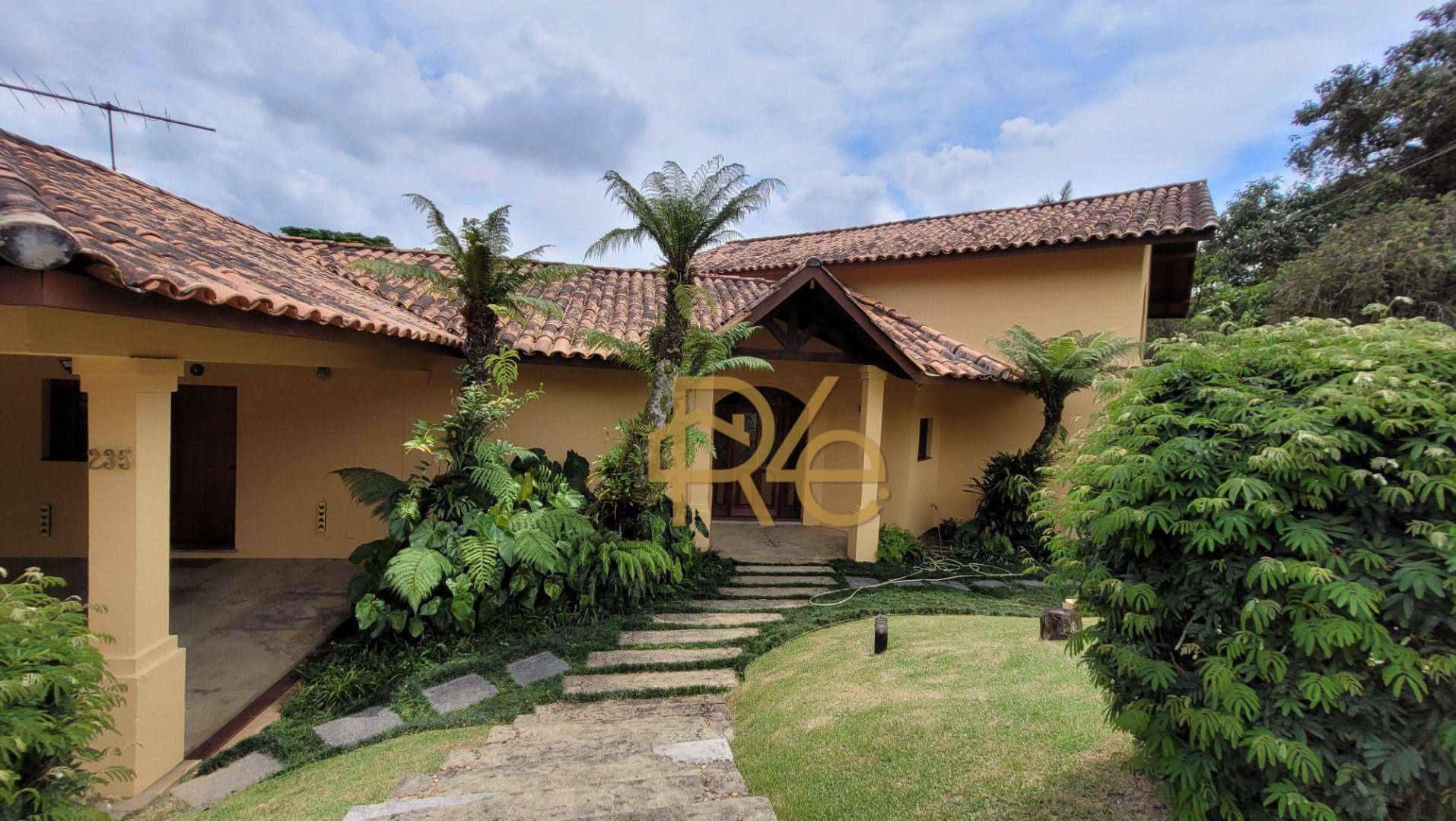 Casa de Condomínio à venda com 3 quartos, 600m² - Foto 4