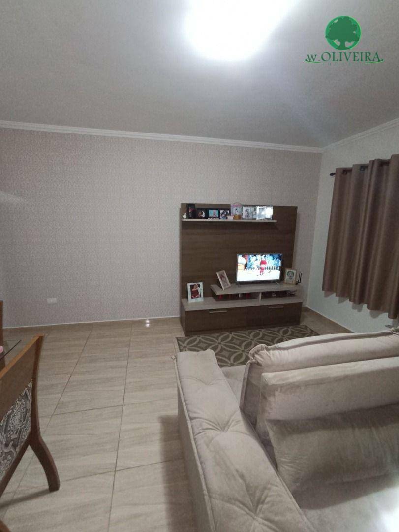 Casa à venda com 2 quartos, 80m² - Foto 2