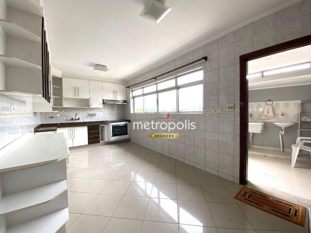 Casa à venda com 4 quartos, 245m² - Foto 7