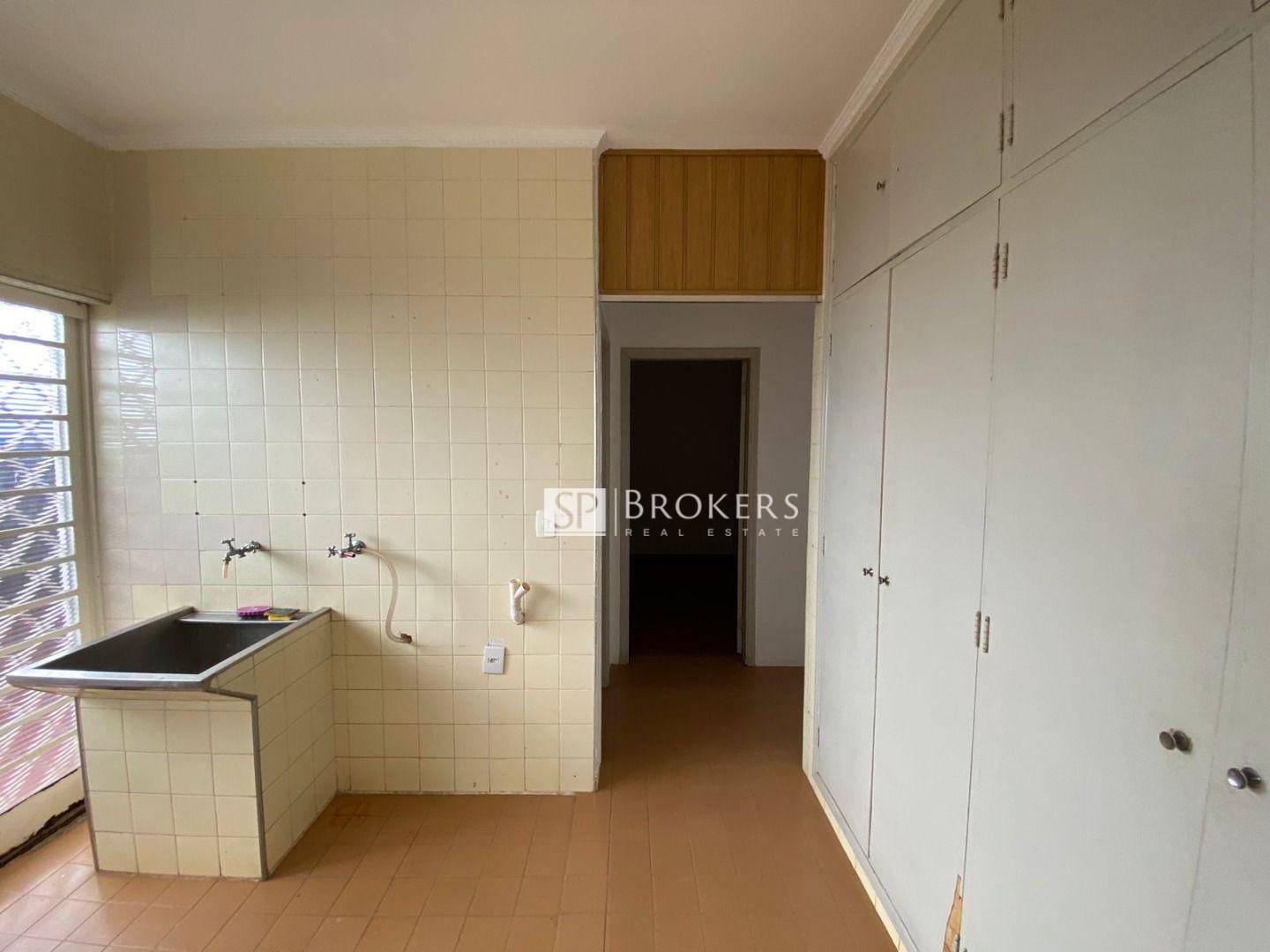 Casa à venda com 4 quartos, 300m² - Foto 22