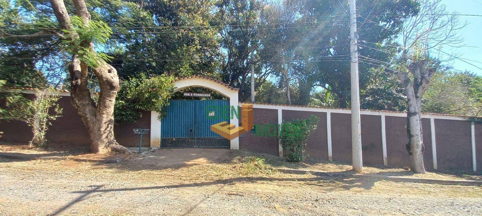 Chácara à venda com 2 quartos, 200m² - Foto 6