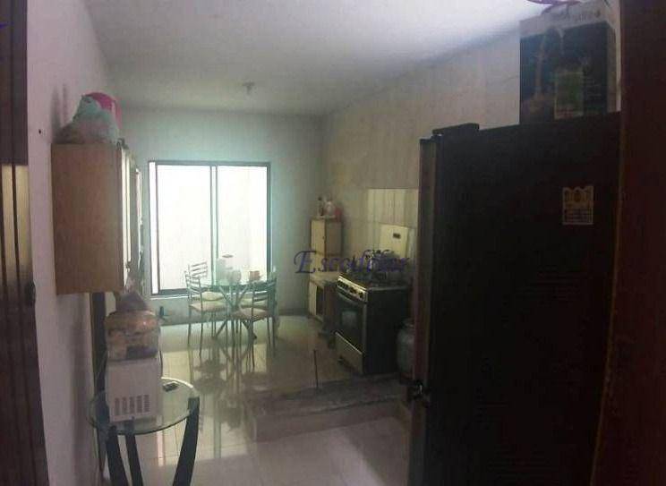 Sobrado para alugar com 5 quartos, 240m² - Foto 1