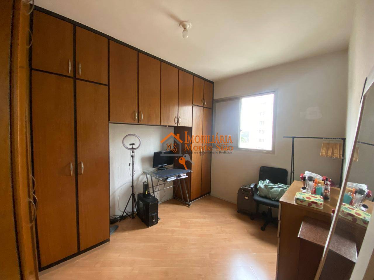 Apartamento à venda com 2 quartos, 57m² - Foto 18