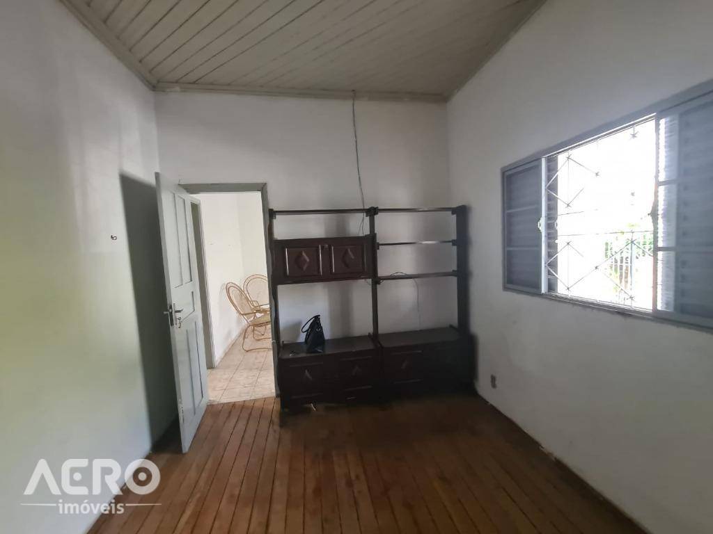 Casa à venda com 3 quartos, 160m² - Foto 10