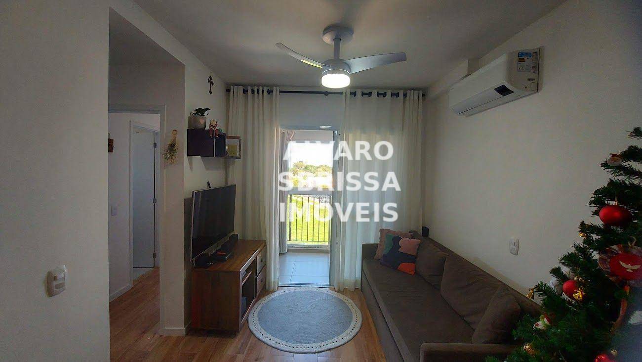 Apartamento à venda com 2 quartos, 65m² - Foto 1