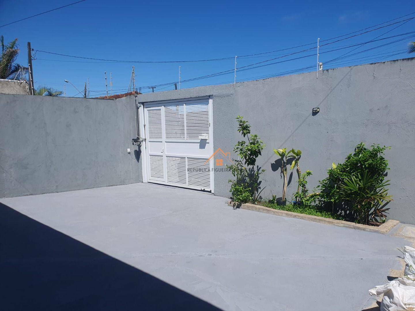 Casa à venda com 4 quartos, 107m² - Foto 37