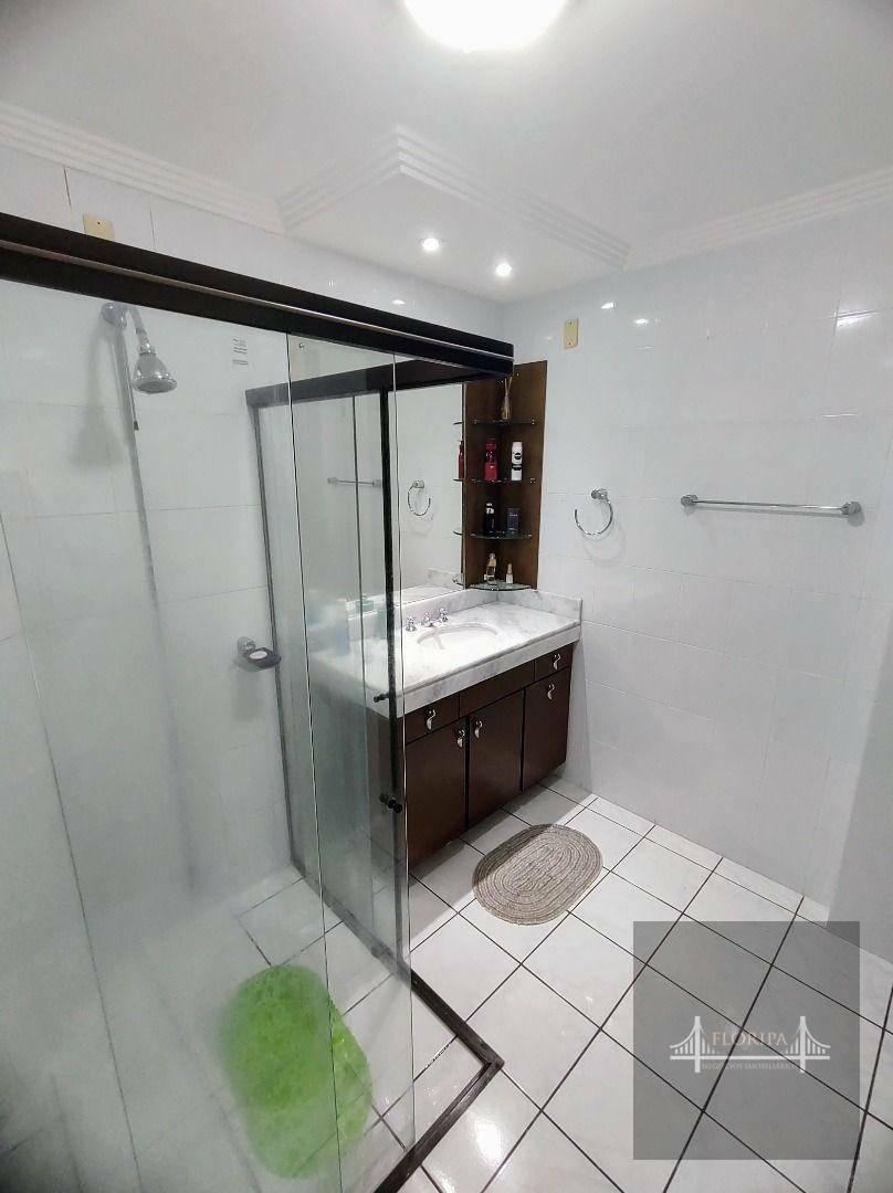 Apartamento à venda com 3 quartos, 164m² - Foto 20