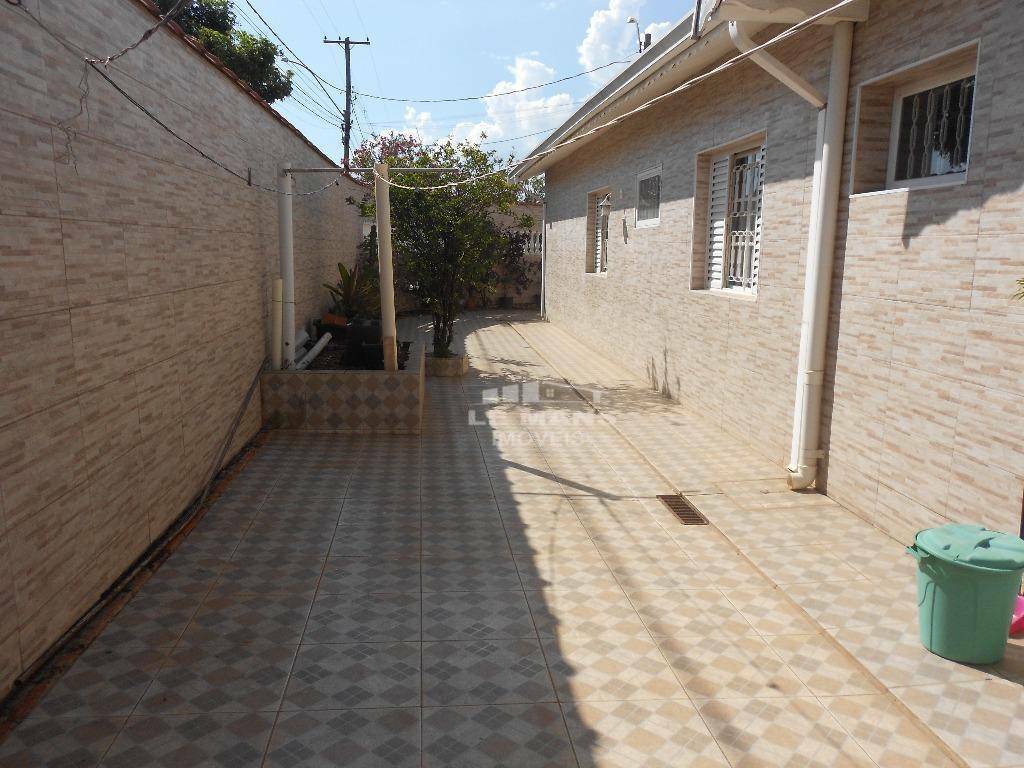 Casa à venda com 3 quartos, 95m² - Foto 15